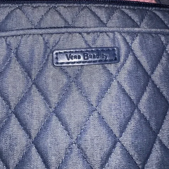 Vera Bradley quilted Denim crossbody - Picture 2 of 6